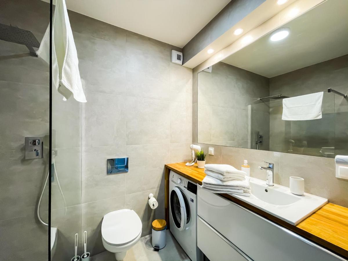 Baltic Comfort Spa Apartment With Free Pool, Saunas & Fitness - Kasprowicza 20 Колобжег Екстер'єр фото
